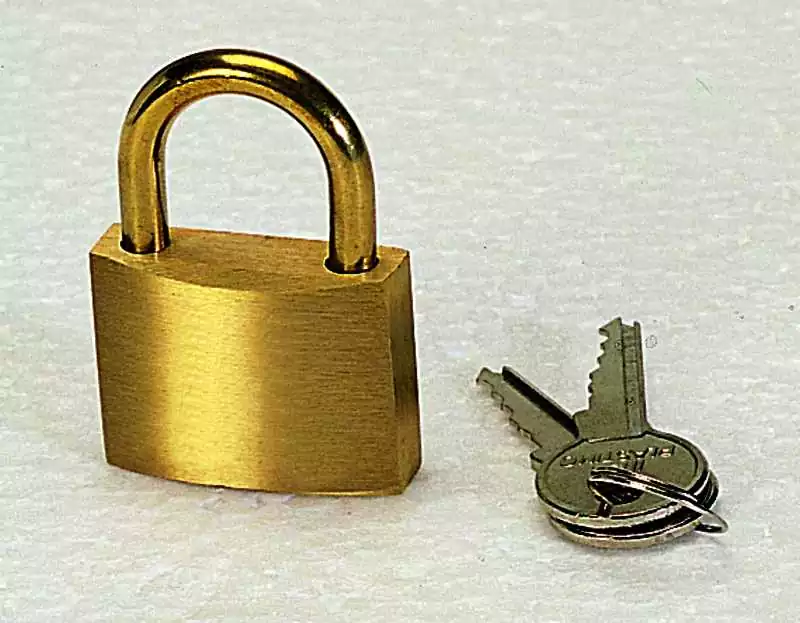 Prix Bas Cadenas marin en Laiton longueur 30mm diamètre anse 4mm Vendu par 5