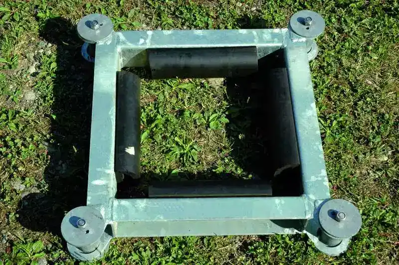 CAGE DE FIXATION PILIER INTERI Livraison Express