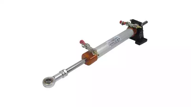 Must-Have Vérin VHM 26 DTP avec raccord moteur inboard jusqu’à 27 m.kg