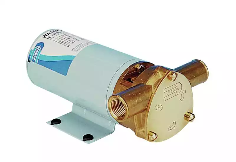 WATER PUPPY 2000 24V Débit 1 920 L/H Sortie 1/2‘‘ 10 Ampères Commander Vite