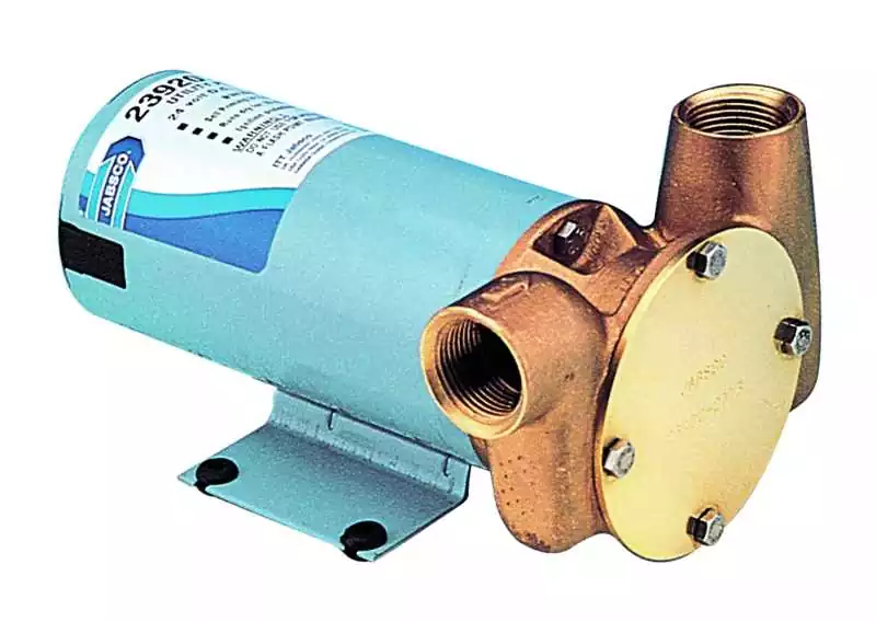 UTILITY PUPPY 3000 12V BSP Débit 2 580 L/H Sortie 3/4‘‘ 20 Ampères Expédié Aujourd'hui