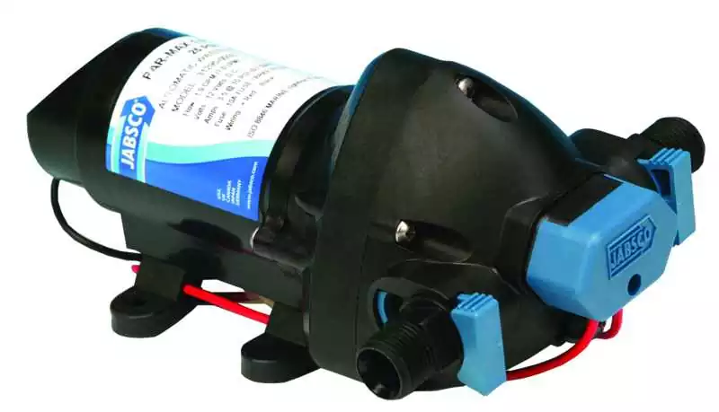 Réduction Groupe d‘eau PAR-MAX 3 12V débit 11 L/mn 10A 1,7 Bars 3 robinets