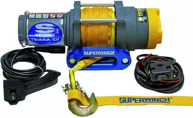 Offre Du Jour Treuil électrique TERRA 25 SR 1134Kg 12V avec câble synthétique 15m