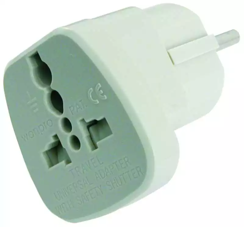Prise adaptateur femelle de voyage universel mondial 250V 10/16A Prix Choc