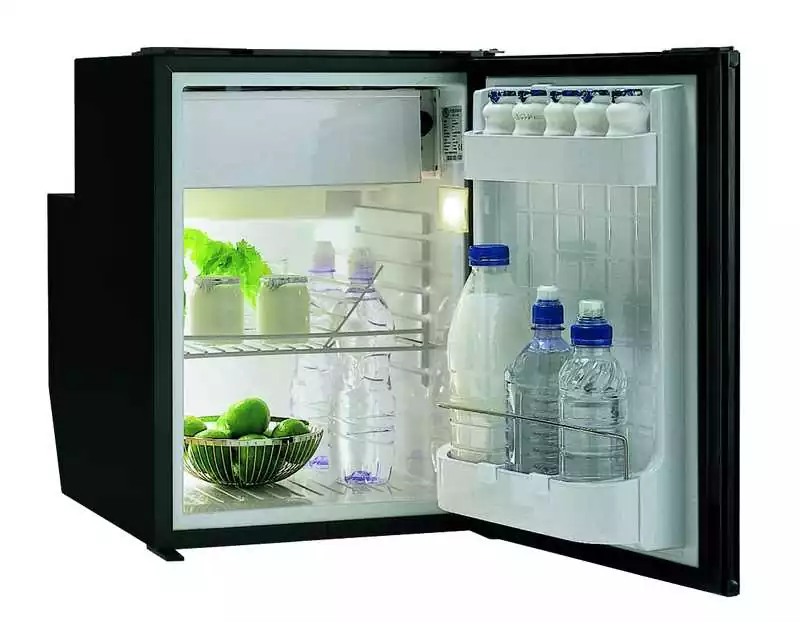 Réfrigérateur C51i 51L 12/24V Noir avec forme arrière biseautée unité interne Offre Du Jour